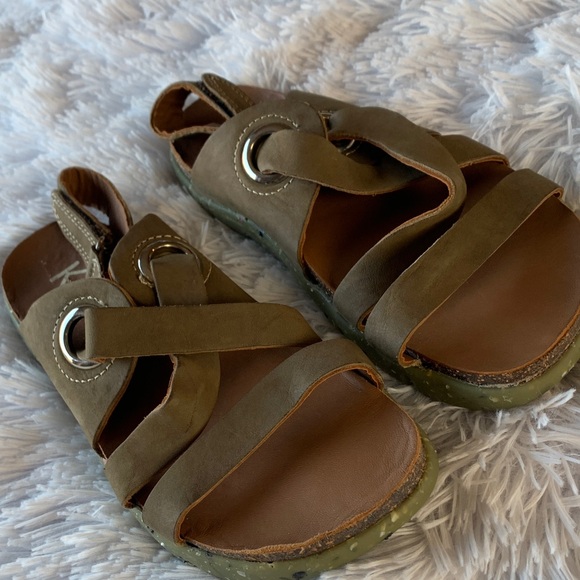 Kalso Earth Shoe Dalya Brown Leather Negative Heel Women's Sandals - Picture 15 of 16